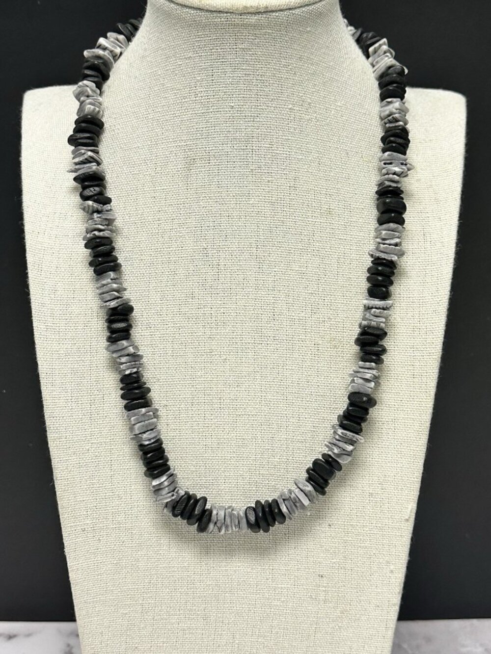 3/$30 Puka Shell Necklace Men Black Grey Chip Beads Y2K  Surfer Beach  20"
